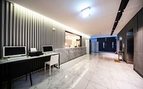Golden River Hotel